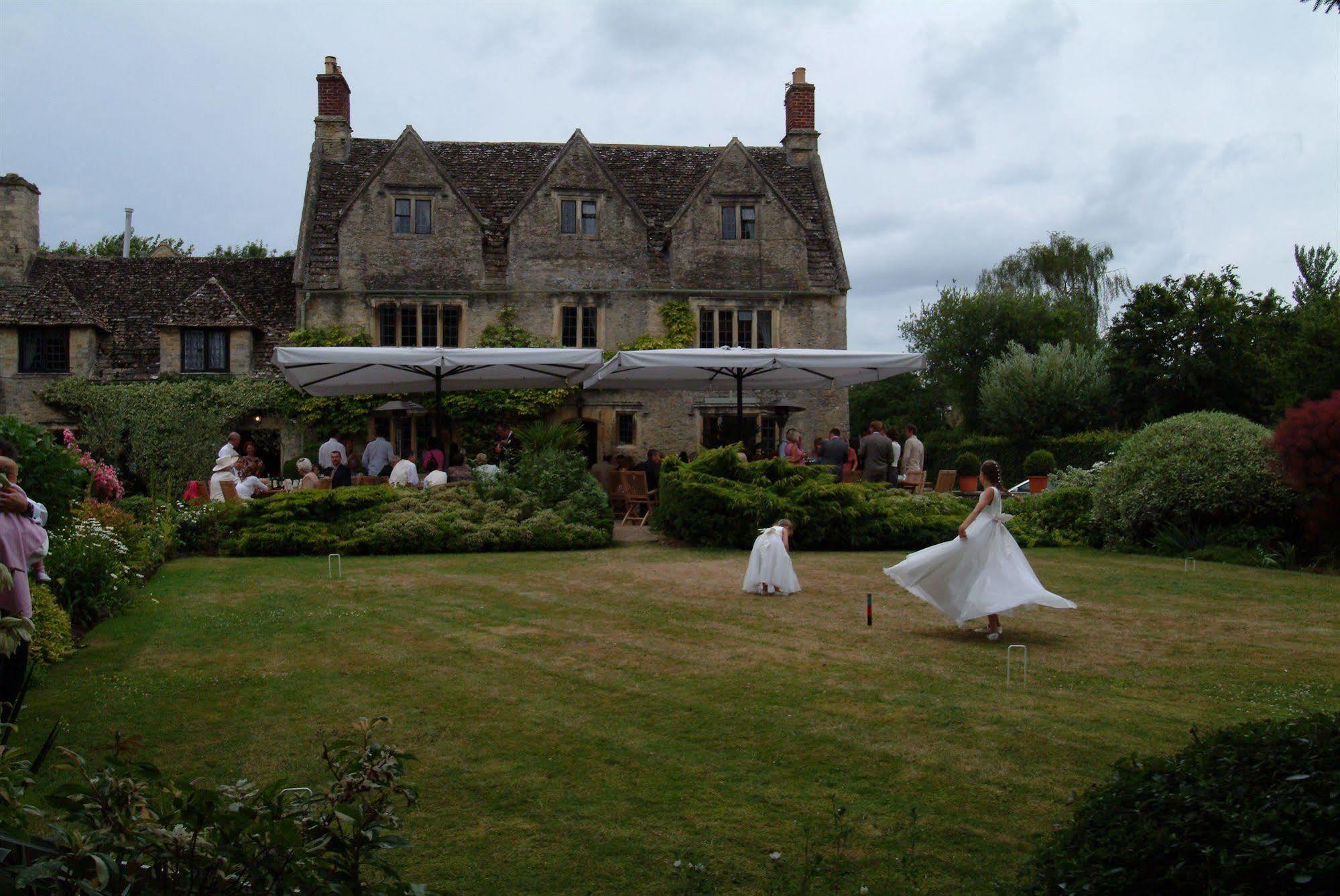 מלון וויטני The Double Red Duke, Cotswolds מראה חיצוני תמונה